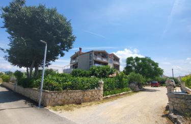 Apartmani Milka - Foto 1