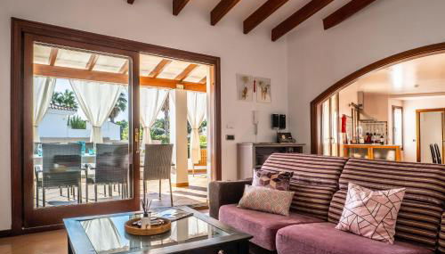 Elegant Villa in Ciutadella de Menorca with Private Pool - Photo 4