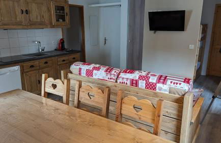 Appartement 6/8 pers à 200 m des pistes - piscine - Photo 9