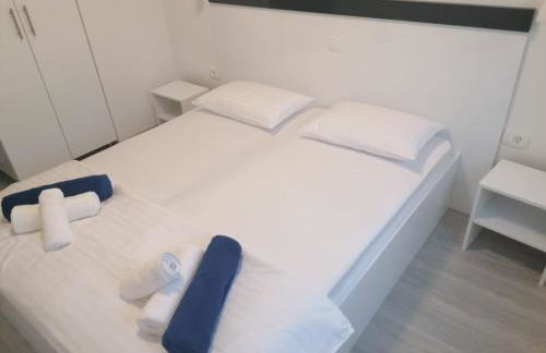 Apartments BlueView - Photo 16