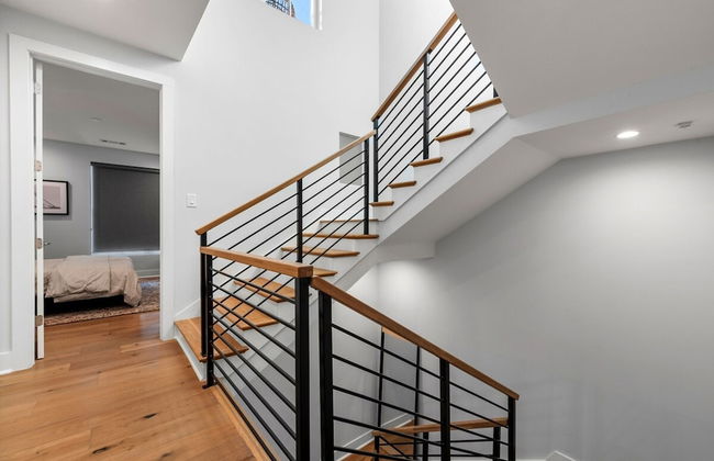 Luxurious Midtown Home Rooftop Views by Silverx - Foto 18