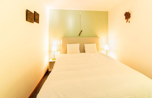 Stylish Retreat With Sauna - Photo 4