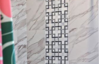 Chic Home with Large Private Yard! Hot Tub, Close To Downtown - Foto 36