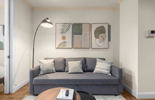 Stylish East Side Escape Steps from Fun - Foto 2