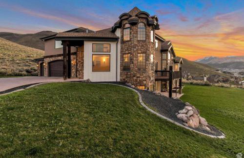 Private Family Home with Hot Tub - Foto 70