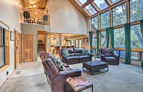 Spacious Pine Mountain Club Cabin with Fire Pit - Foto 1