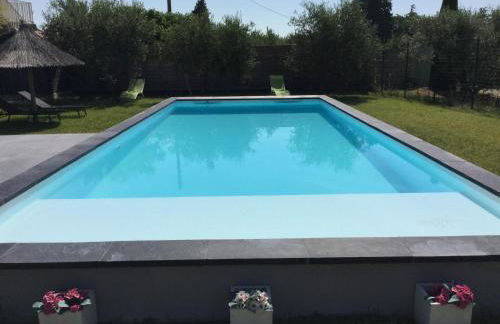 beautiful provencal mas with pool in barbentane, close to avignon, sleeps 8. - Photo 47