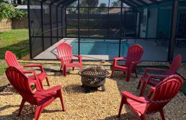 Perfect Getaway with the pool - Foto 1