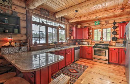 Waterfront Conway Vacation Rental with Deck! - Foto 4