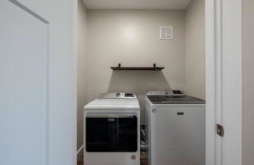 Downtown Brevard 5BR Retreat & Cyclists Dream - Foto 24