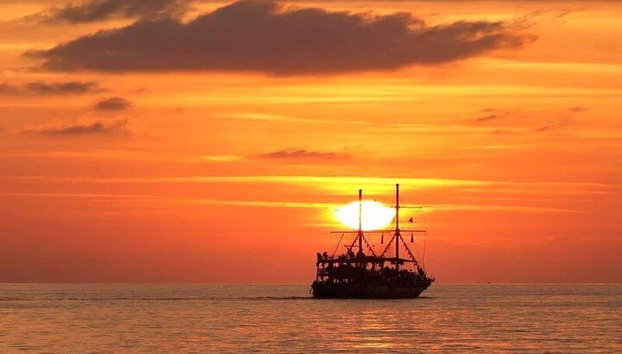 Crucero al atardecer Alanya con cena, natación y fiesta de la espuma - Foto 5