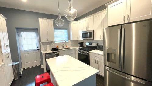 The Blue House! Modern+ Rooftop deck+ Parking - Foto 2