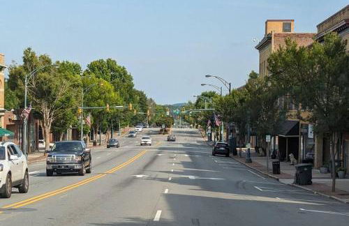 Modern home steps to historic downtown Salisbury - Foto 48