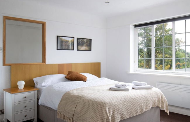 Straight Inn - Photo 4