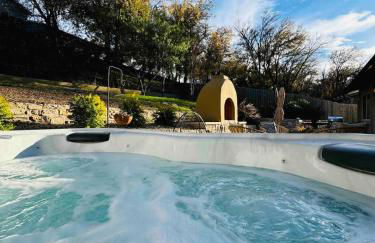 Art Deco Gem-King Suite-Hot Tub-Outdoor Fire Place - Foto 38