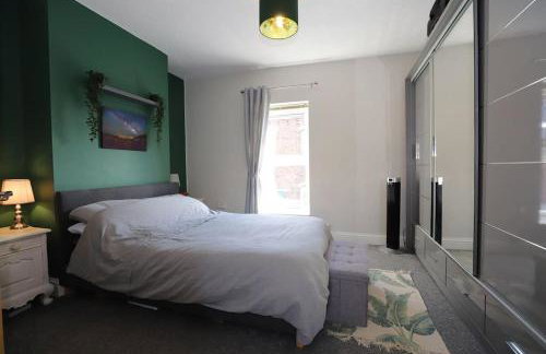 Luxury House Near City Center Hospital &Superstore - Foto 3
