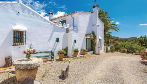 Gorgeous Home In Higuera De La Sierra - Foto 2