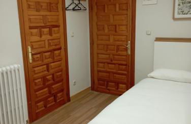 Habitaciones con baño propio y zonas compartidas - Foto 8