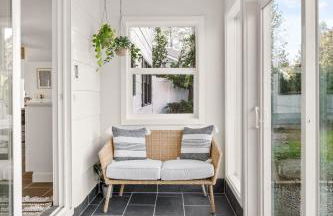 Beautiful 3 story villa with room for 17 people - outdoor POOL and indoor SAUNA - Foto 34