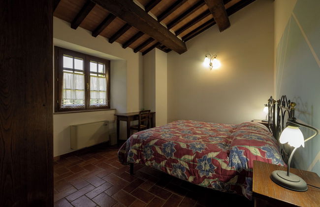 agriturismo Castel d'Alfiolo-Barcomonte - Photo 13