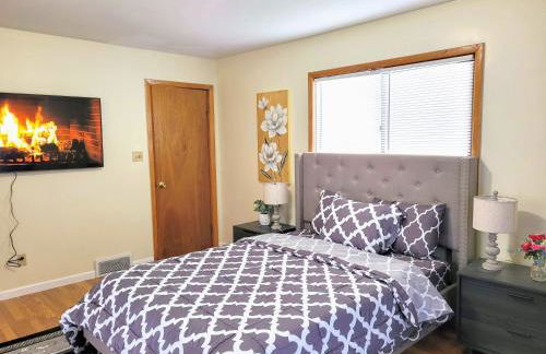 Nice big house with parking, king bed, yard - Foto 15