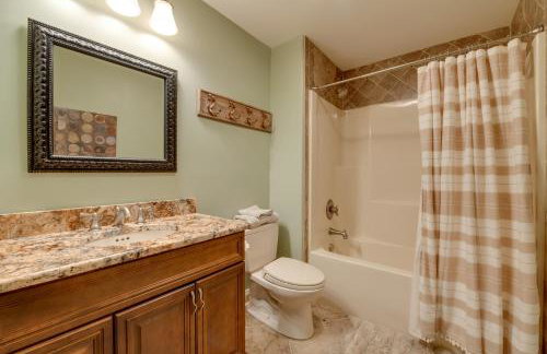 Waterfront Sherrills Ford Home with Pool and Boat Dock - Foto 23