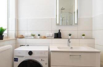 maremar - Design Apartment - Luxus Boxspringbett - Zentral - Küche - Arbeitsplatz - Highspeed WLAN - Foto 18