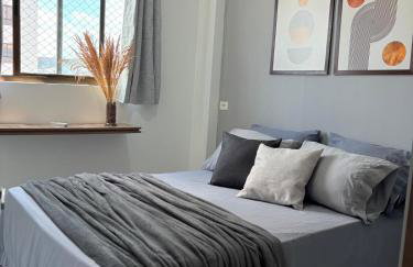 Apto ao lado do Shopping Caruaru Ar condicionado e elevador - Foto 9