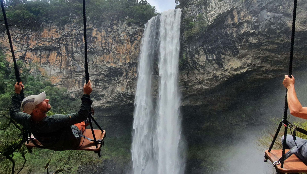 Balade en camion de safari + Randonnée vers la cascade de Caracol