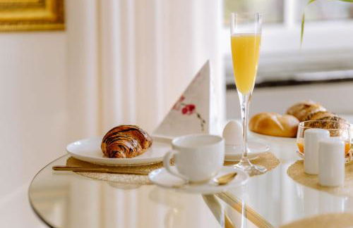 Ferienwohnung König Ludwig - Modernes Design-Apartment für Paare und Genießer am Starnberger See by LIVARIA - Foto 41