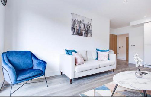 2 bedroom 2 bath 1 ensuite in Roya Asenal beautiful views & parking - Foto 7