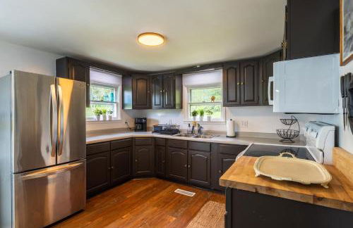 Nature-Quiet Retreat • Firepit BBQ • PetFriendly - Foto 14