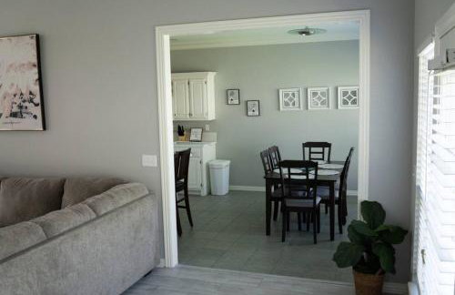 Walking distance to Coler MTN Bike - 3BR 2BA - Foto 5