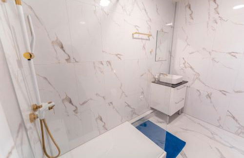 Grand appartement idéal famille, proche plage, bon emplacement pour visiter la Côte d'Azur - Foto 39