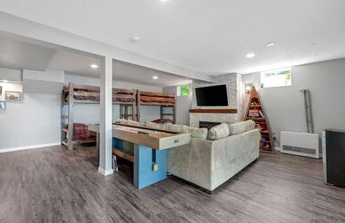 Hermit Lake Escape Family Fun - Beachfront BBQ - Foto 26