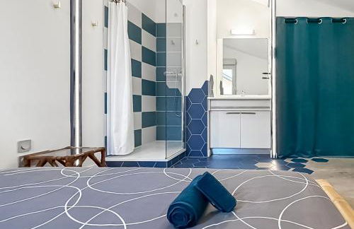 Duplex moderne et lumineux avec piscine et parking - Foto 13