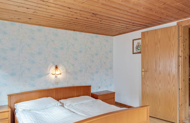 Chalet in Matrei Near Ski Lift & Bus - Foto 2