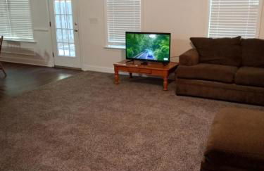 Huge house for midterm or corporate rental - Foto 7