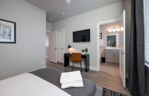 New Lux Townhome 6 mins to DT Rooftop Sleeps 12 - Foto 33