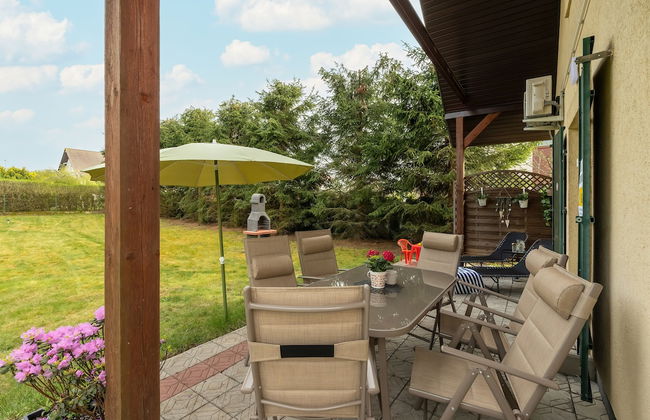 Beautiful House With Garden by Renters - Photo 23