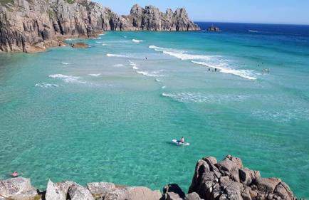 Kitty Unique 60s Caravan set in Pretty Garden - Foto 40