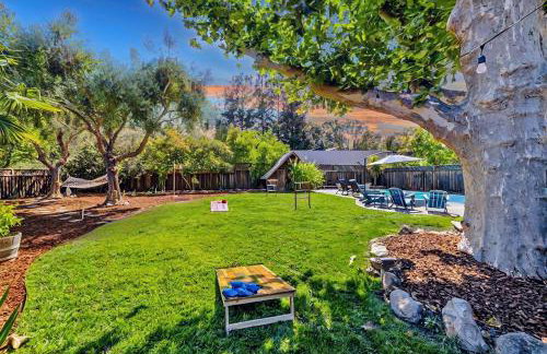 Family Fun Retreat in Wine Country - Epic Game Room - Pool - Spa - Foto 15