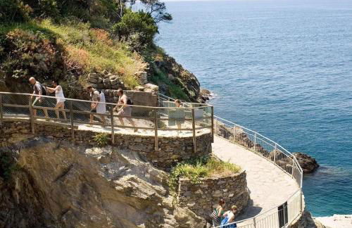 San Terenzo Poets of the sea with parking and balcony - Photo 36