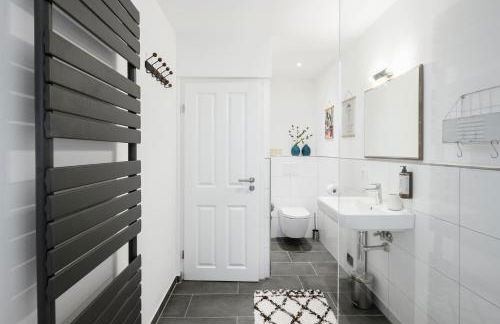 LEVEL22 charmanter zentraler Altbau - Foto 7