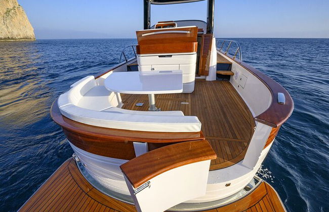 Crucero al atardecer por la costa de Capri y Sorrento en barco Todo incluido - Foto 36