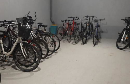 Patio Arena, appartement 2 étoiles, terrasse, parking, wifi, entrée et sortie autonomes, local vélos - Foto 15