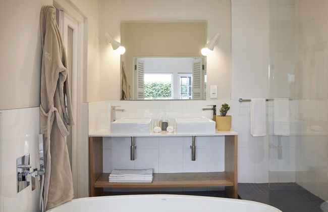 More Quarters Hotel - Photo 29