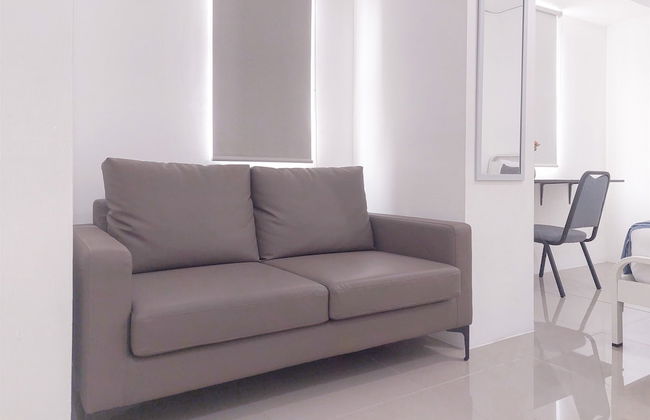 Relaxing And Homey Studio At Urbantown Serpong Apartment - Foto 5