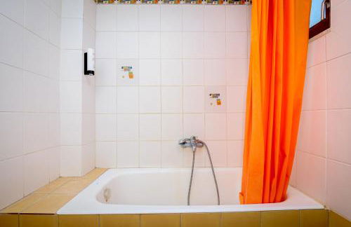 Thea Dikella - Foto 57