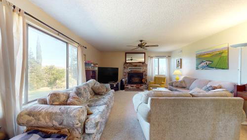 Hilltop Sierra-View Home Ranchito Retreat with Pool - Foto 4